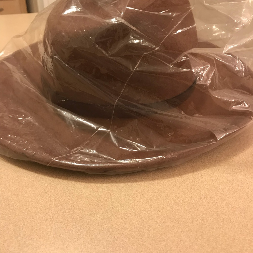Brown multi fedora Hat, Indiana Jones style
